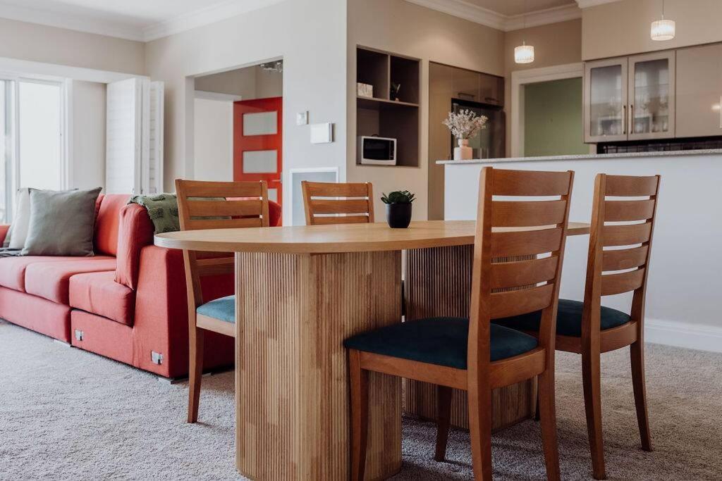 Apartment On James Bicheno Extérieur photo